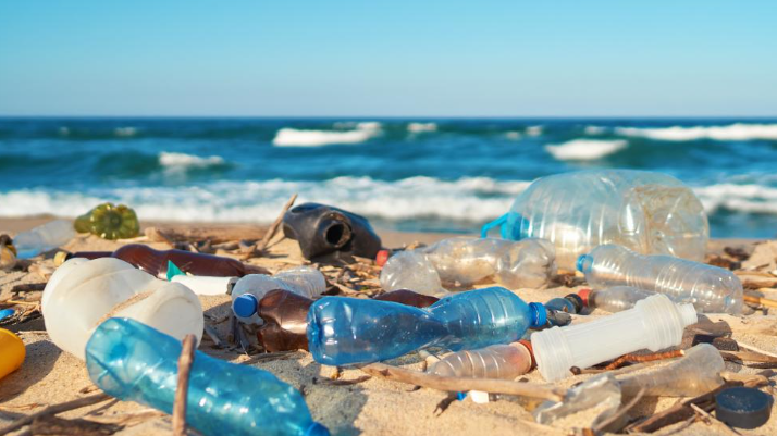 EU calls for global ban on certain plastic products to combat pollution